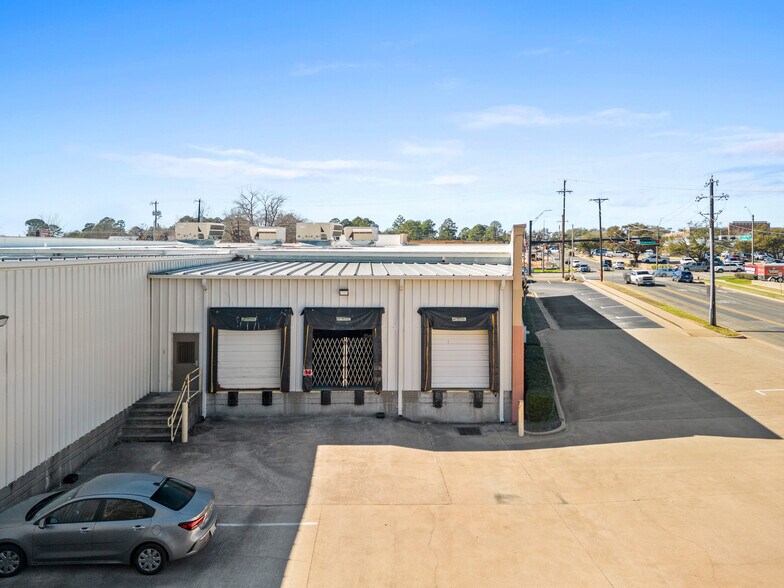 6000 S Broadway Ave, Tyler, TX for lease - Building Photo - Image 2 of 5