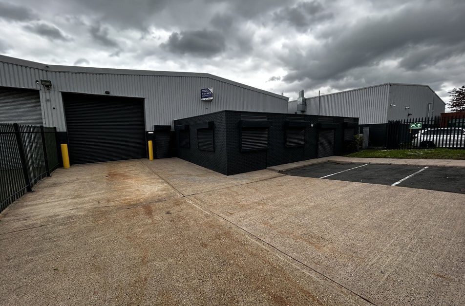 Spring Rd, Smethwick for lease Building Photo- Image 1 of 3