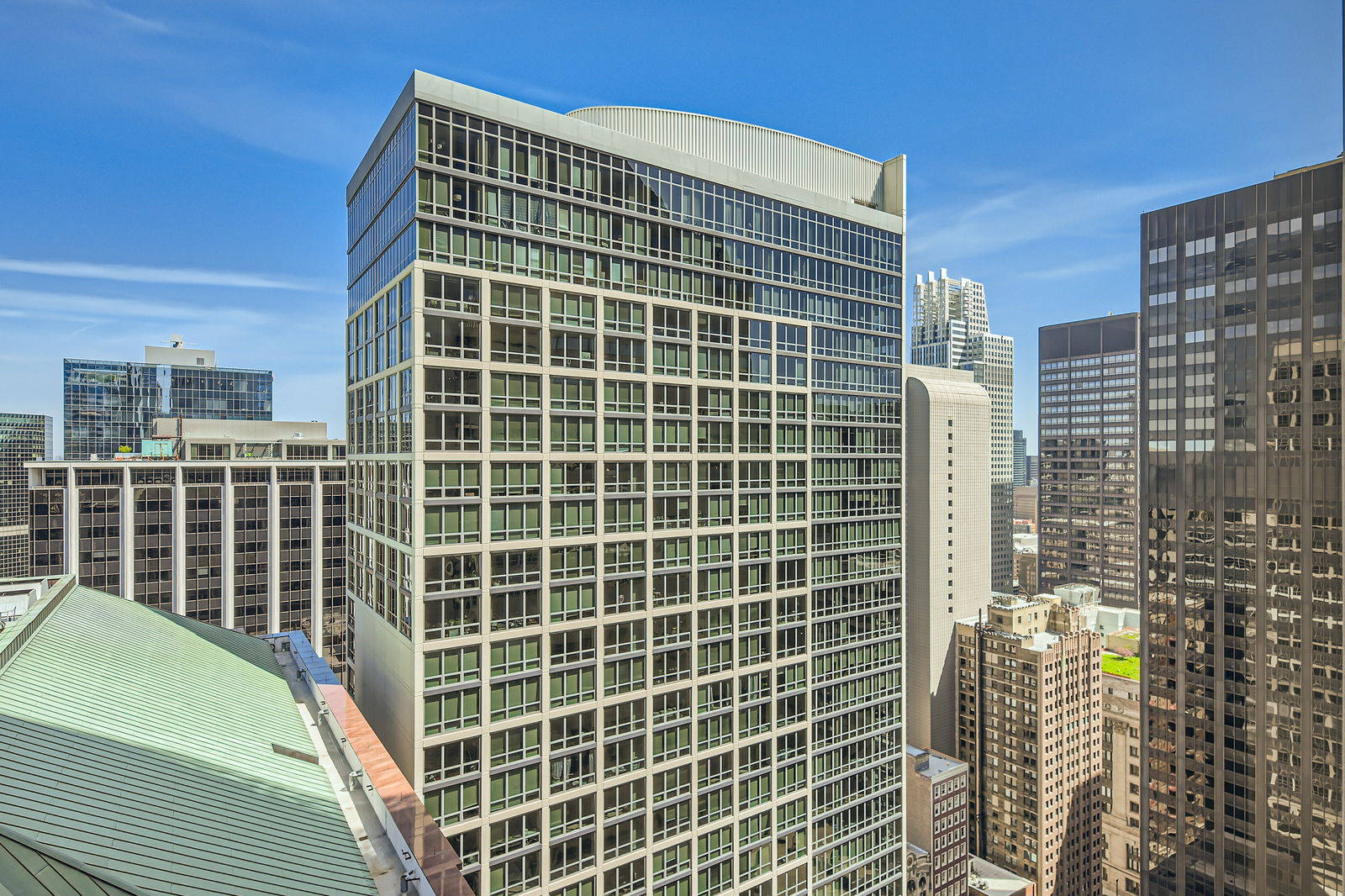 1 N Franklin St, Chicago, IL for lease Building Photo- Image 1 of 9