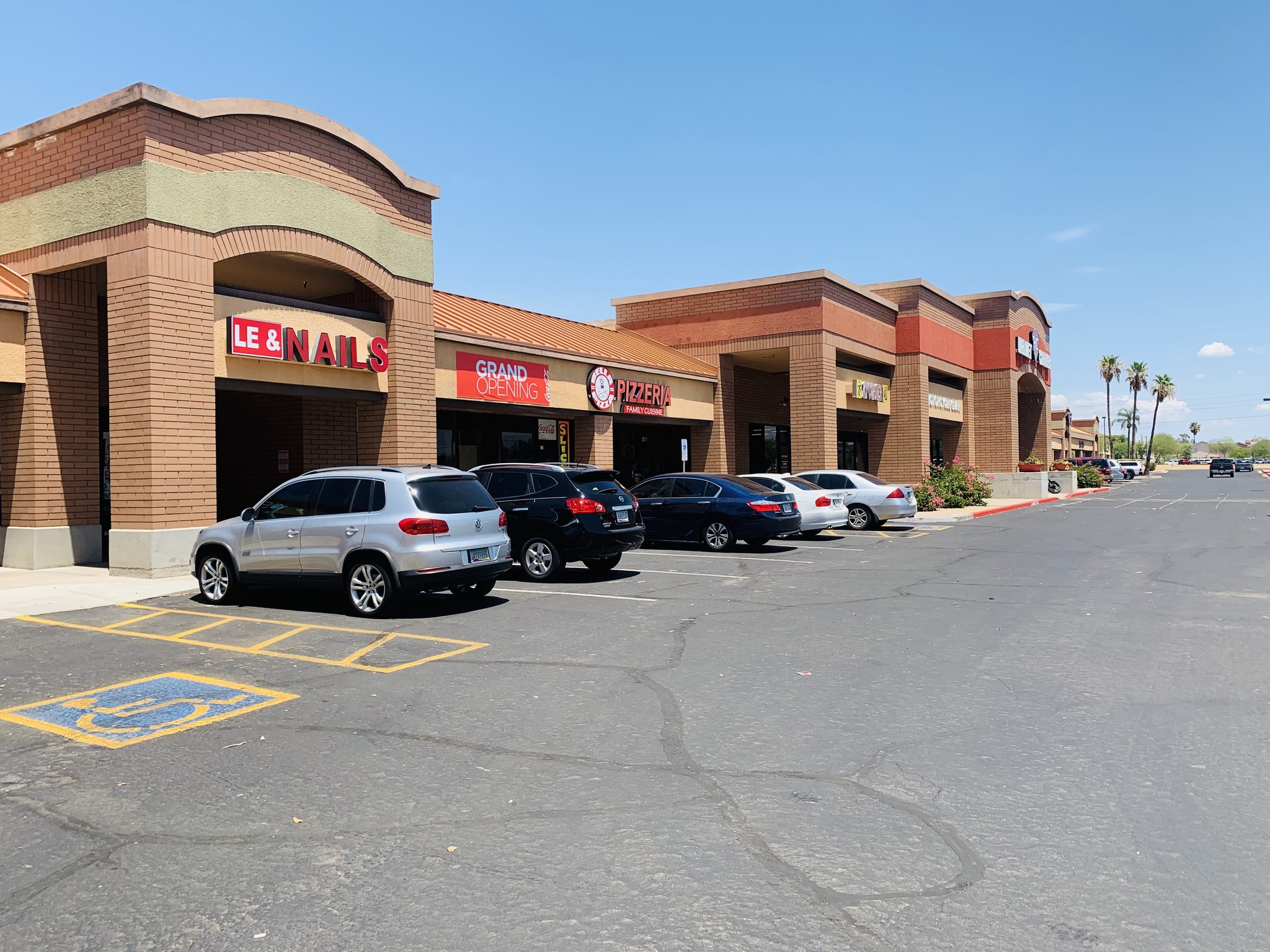 4330-4410 W Union Hills Dr, Glendale, AZ 85308 - Retail for Lease | LoopNet