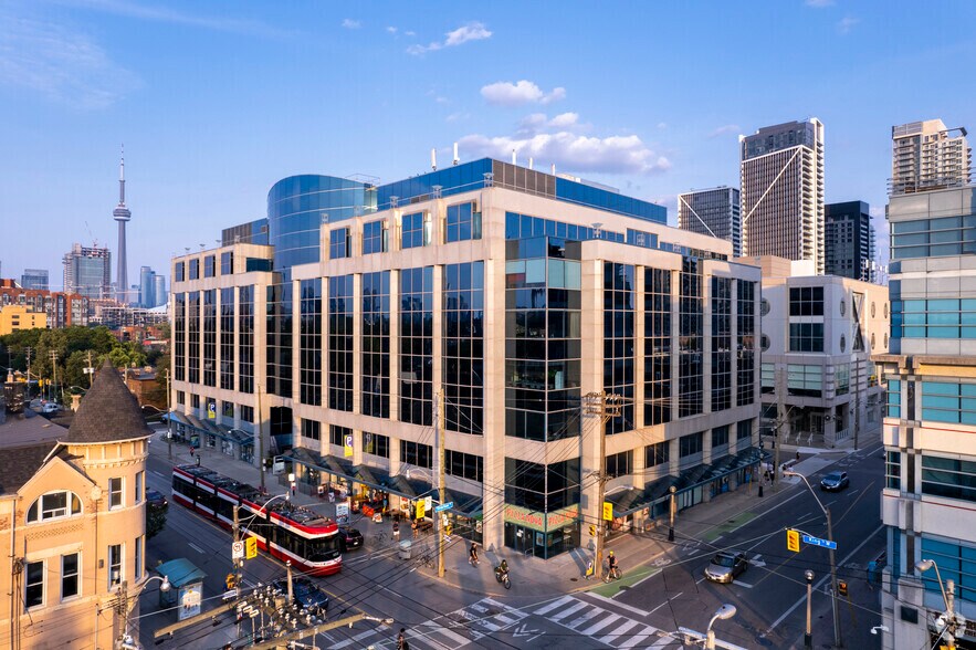 901 King St W, Toronto, ON for lease - Primary Photo - Image 1 of 8