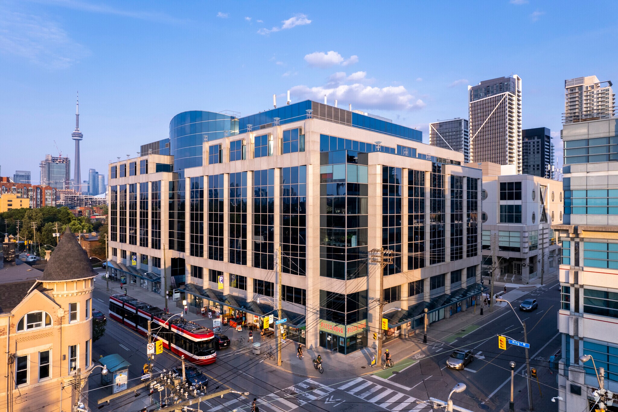 901 King St W, Toronto, ON for lease Primary Photo- Image 1 of 9