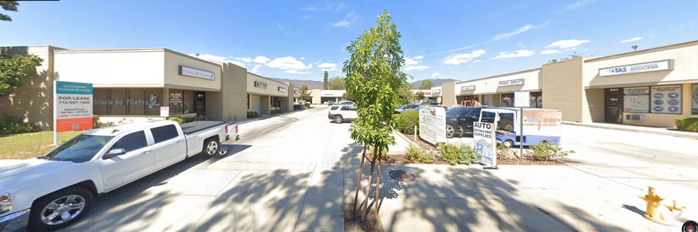811-841 E Route 66, Glendora, CA for lease - Primary Photo - Image 1 of 1