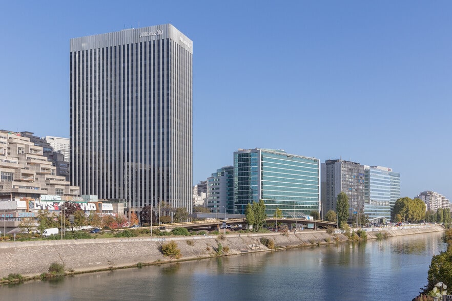 17 Quai Du Président Paul Doumer, Courbevoie for lease - Building Photo - Image 3 of 9