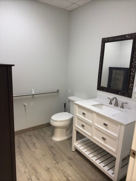 17880 Toledo Blade Blvd, Port Charlotte, FL for lease - Interior Photo - Image 3 of 17