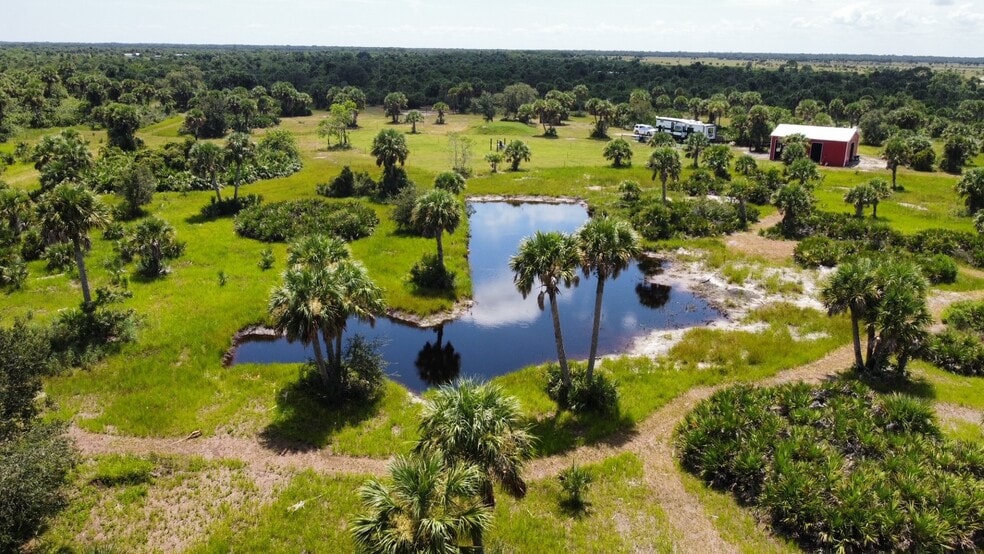 1303 Cabbage Ln, Okeechobee, FL for sale - Building Photo - Image 1 of 17