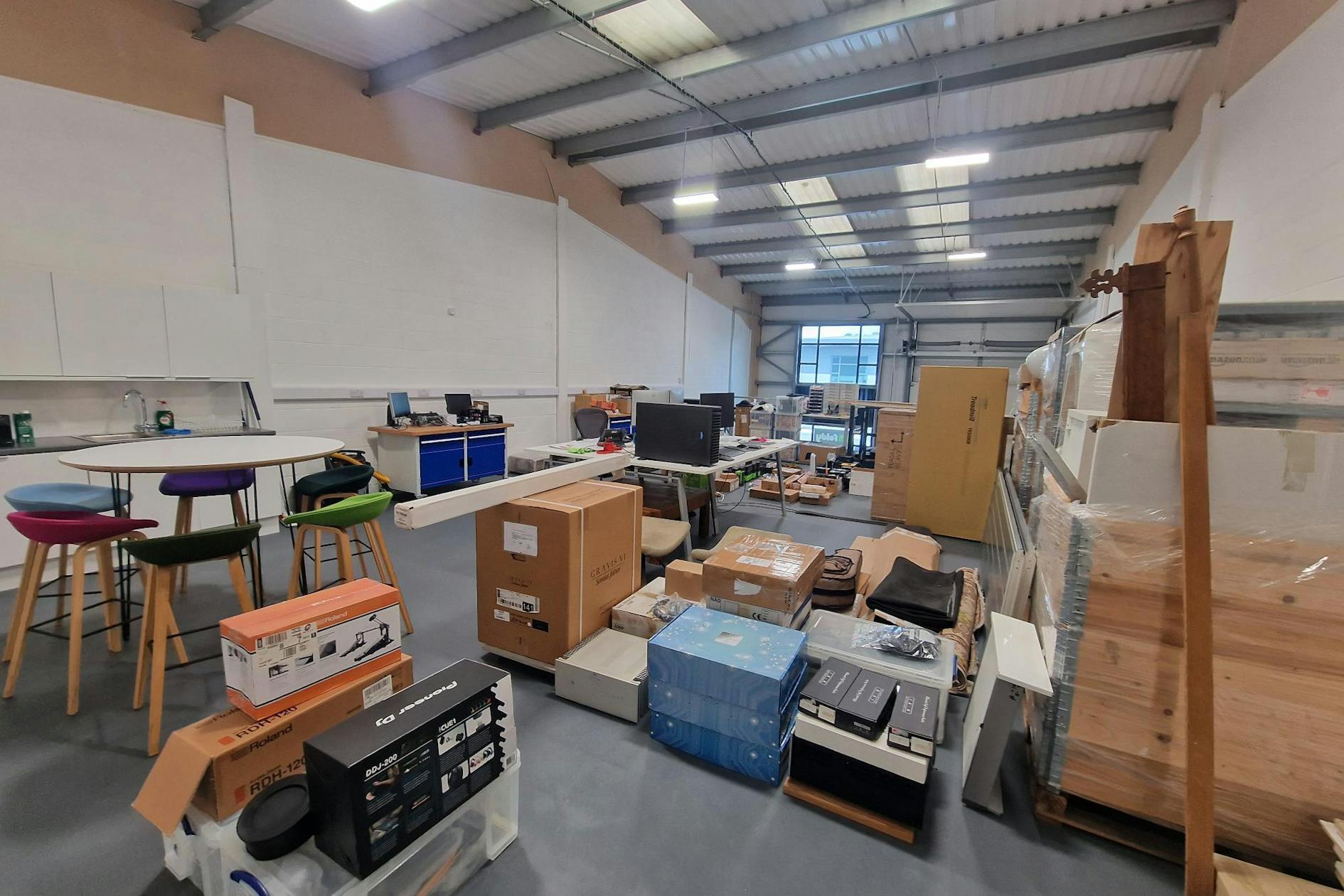 Knights Park Rd, Basingstoke for lease Interior Photo- Image 1 of 3