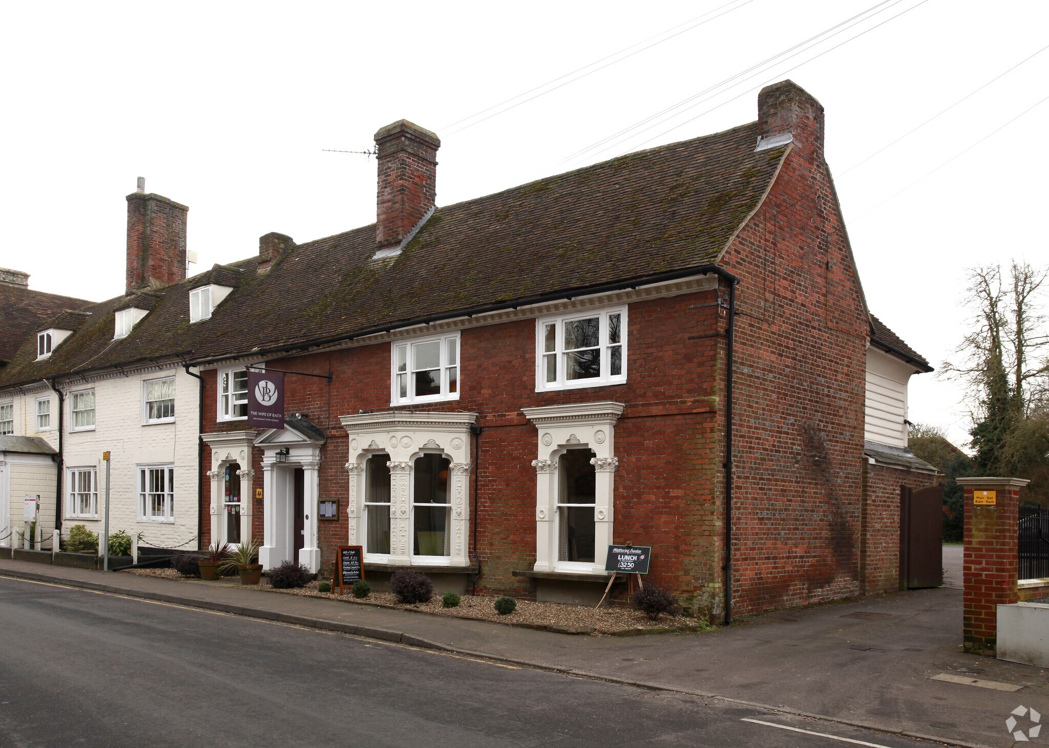 4 Upper Bridge St, Wye for sale Primary Photo- Image 1 of 3