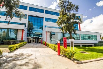 Carrer Osona, 2, El Prat de Llobregat, Barcelona for lease Building Photo- Image 2 of 13