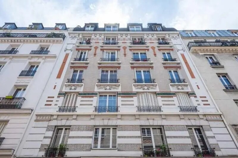 Office in Paris for sale - Building Photo - Image 1 of 11