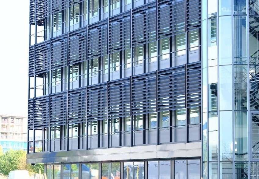 Millington Rd, Hayes for lease - Building Photo - Image 2 of 12