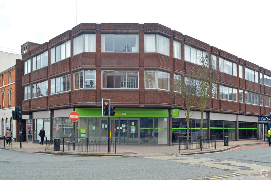 30-33 Market St, Wolverhampton for lease - Primary Photo - Image 1 of 3