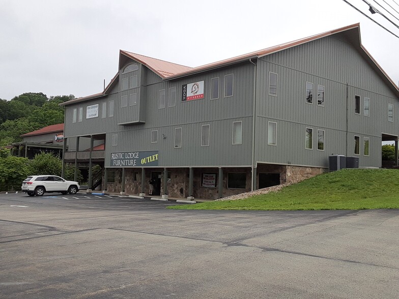 3782 Pa-31, Donegal, PA for lease - Building Photo - Image 1 of 6