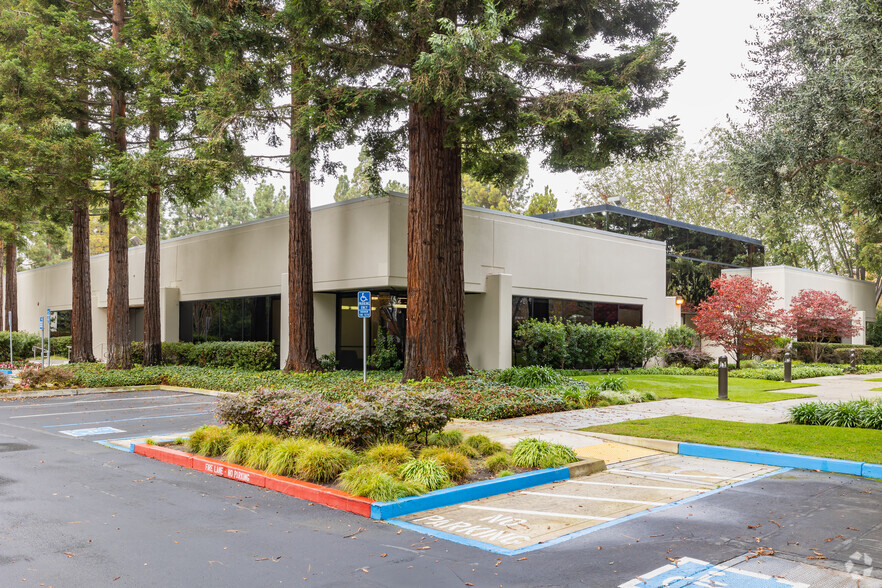 1808 N Shoreline Blvd, Mountain View, CA for lease - Building Photo - Image 1 of 6