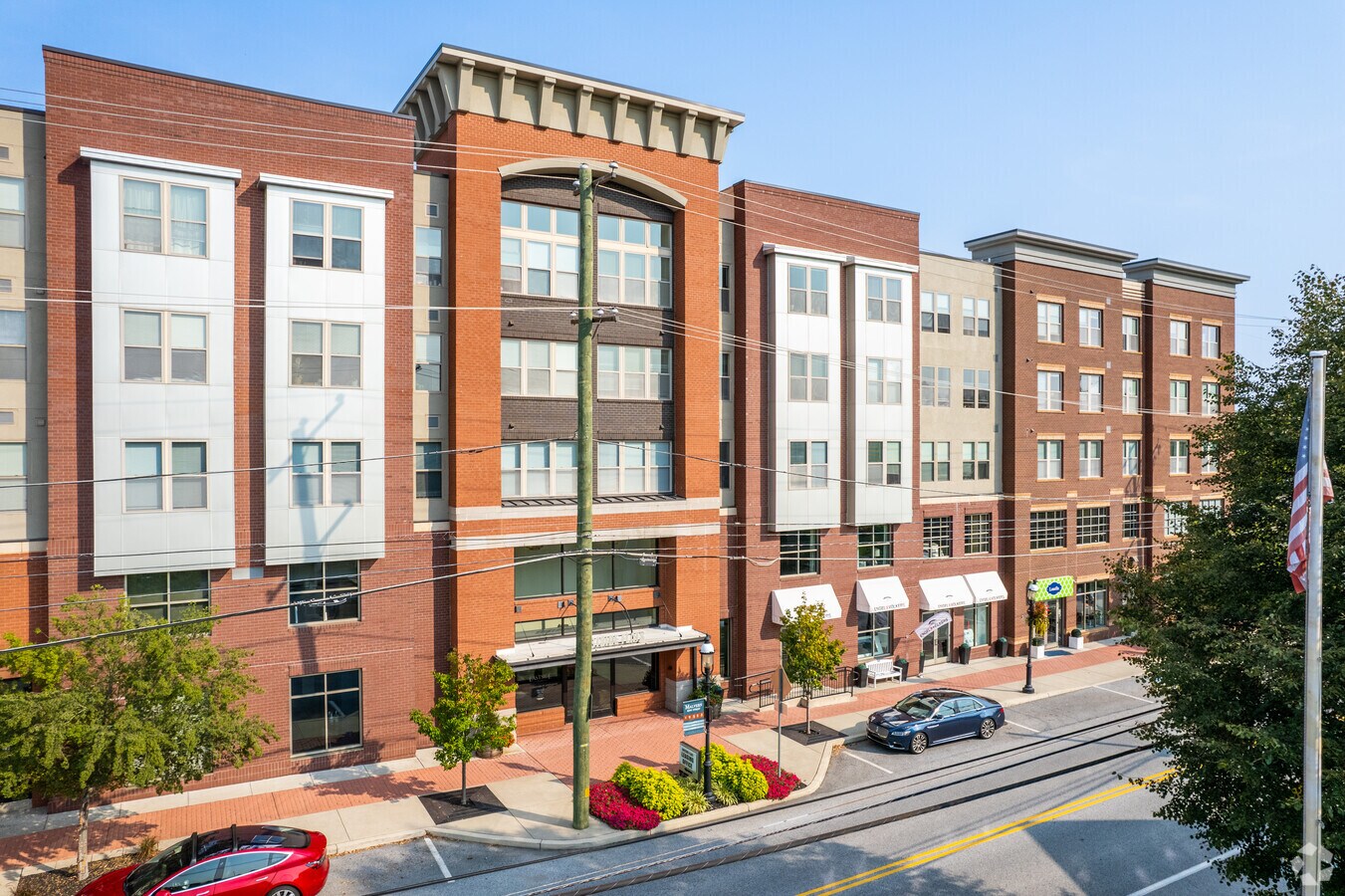 335 E King St, Malvern, PA 19355 Eastside Flats