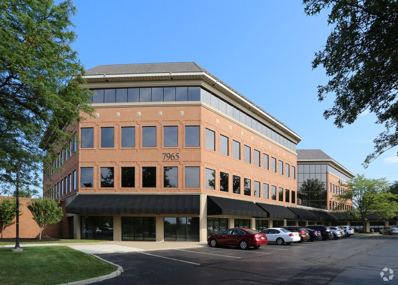 7965 N High St, Columbus, OH for lease - Primary Photo - Image 1 of 18