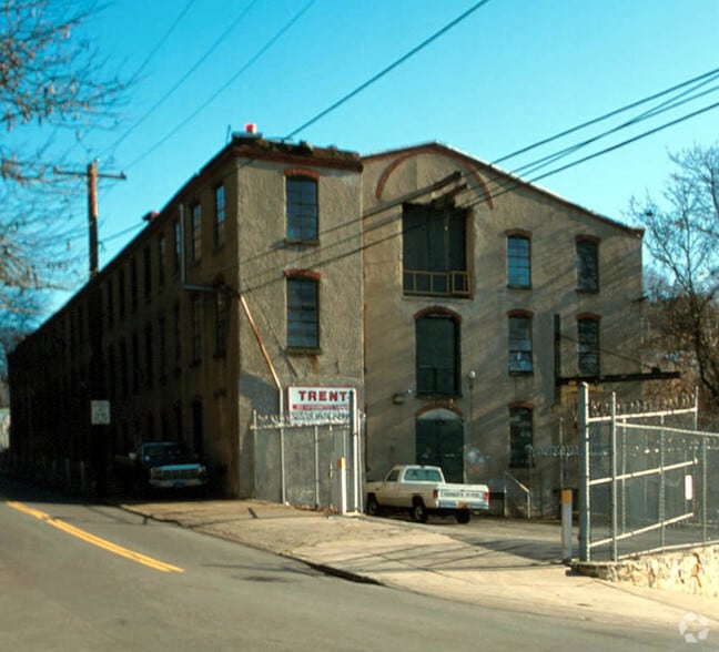 201 Leverington Ave, Philadelphia, PA 19127