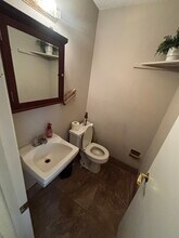 2945-2963 Bee Ridge Rd, Sarasota, FL for lease Building Photo- Image 2 of 4