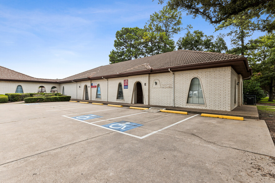 912 Wright St, Arlington, TX for sale - Building Photo - Image 1 of 16