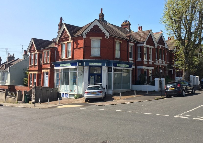 19 Southdown Av, Brighton for sale - Primary Photo - Image 1 of 1