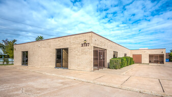 3737 Westcenter Dr, Houston TX - Warehouse