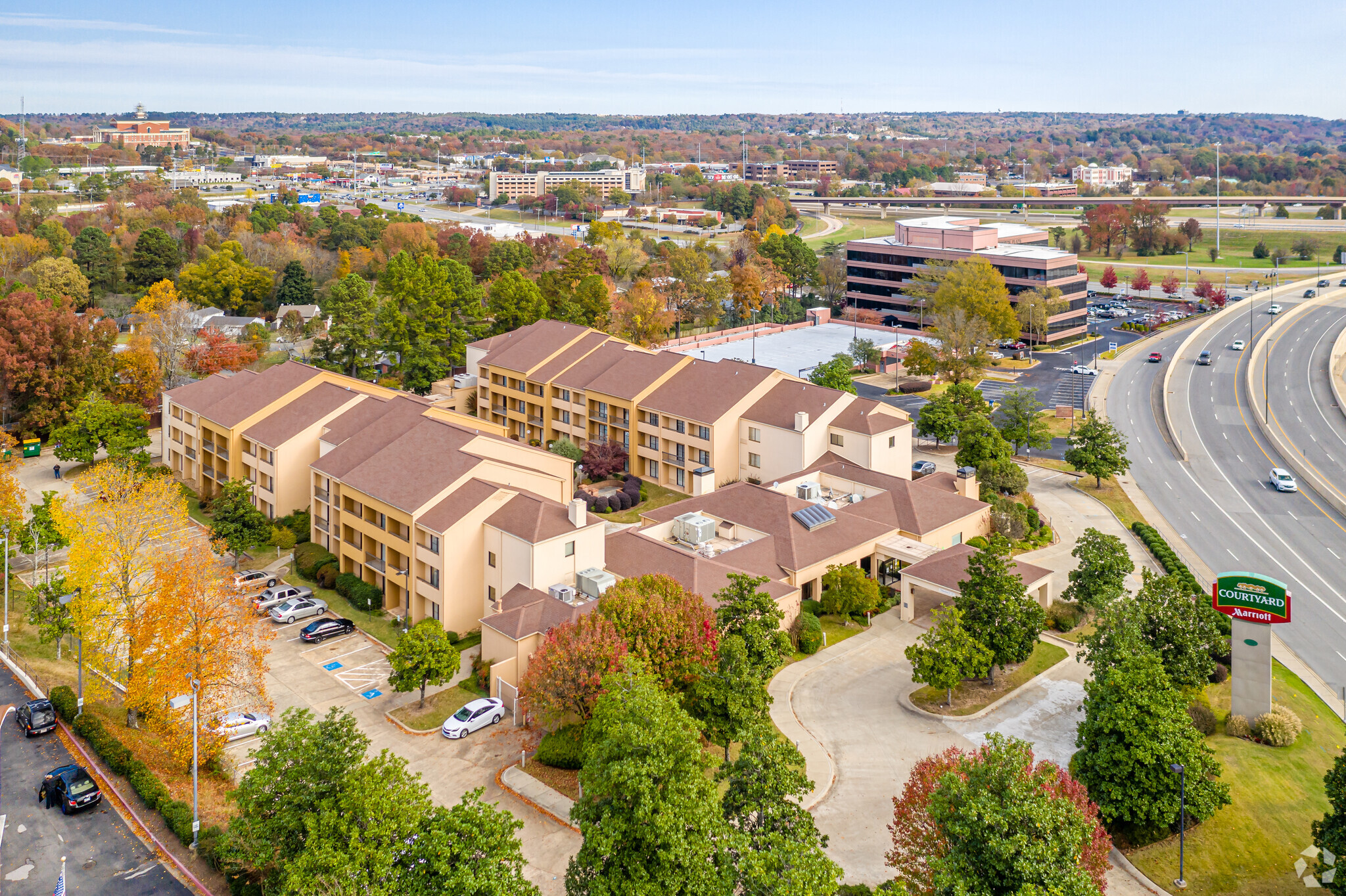 10900 Financial Centre Pky, Little Rock, AR for sale Primary Photo- Image 1 of 1