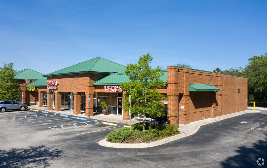 4076 Belfort Rd, Jacksonville, FL 32216