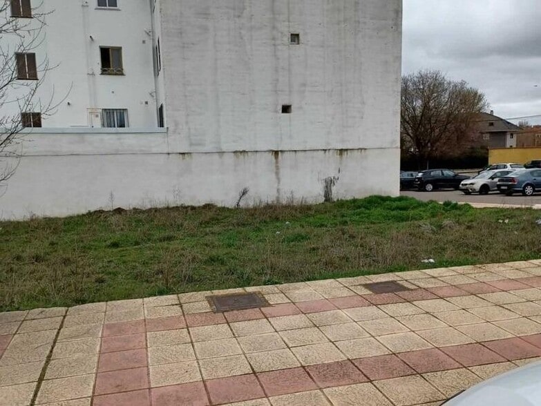 Land in León for sale - Building Photo - Image 3 of 5