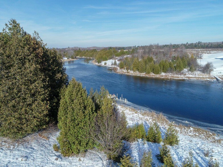 S River Rd, Cheboygan, MI 49721