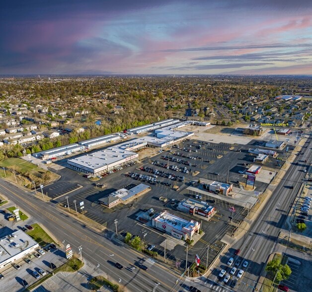 9356 S Western Ave, Oklahoma City, OK for lease - Building Photo - Image 1 of 4