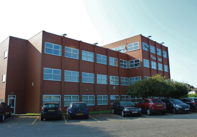 668 Hitchin Rd, Luton for sale Building Photo- Image 1 of 1