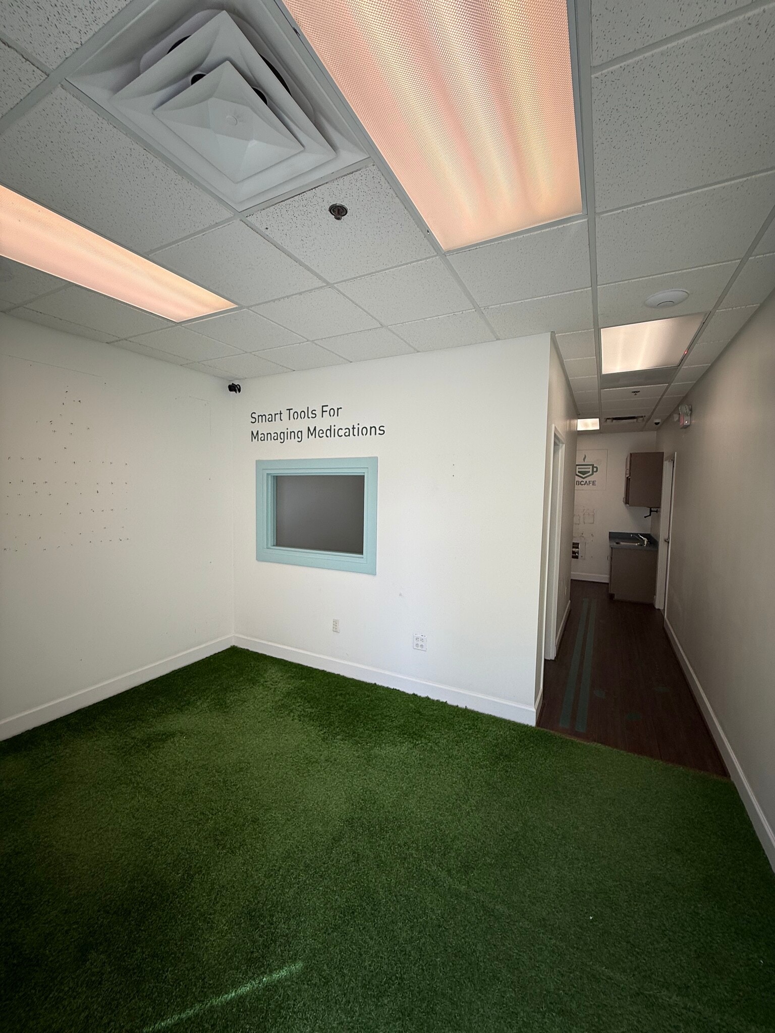 111 W Pineloch Ave, Orlando, FL for lease Interior Photo- Image 1 of 4