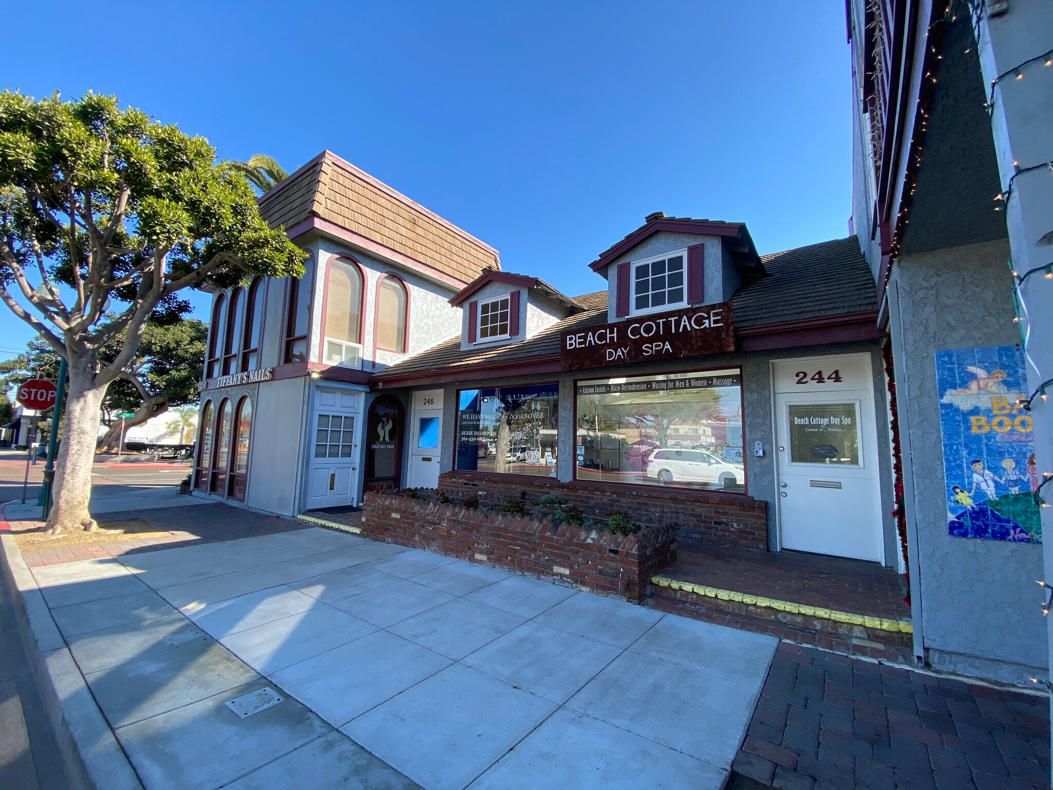 244-246 Main St, Seal Beach, CA for lease Building Photo- Image 1 of 11
