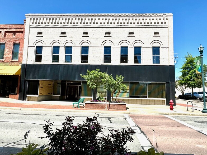 401-403 S Main St, Jonesboro, AR for lease - Building Photo - Image 2 of 6