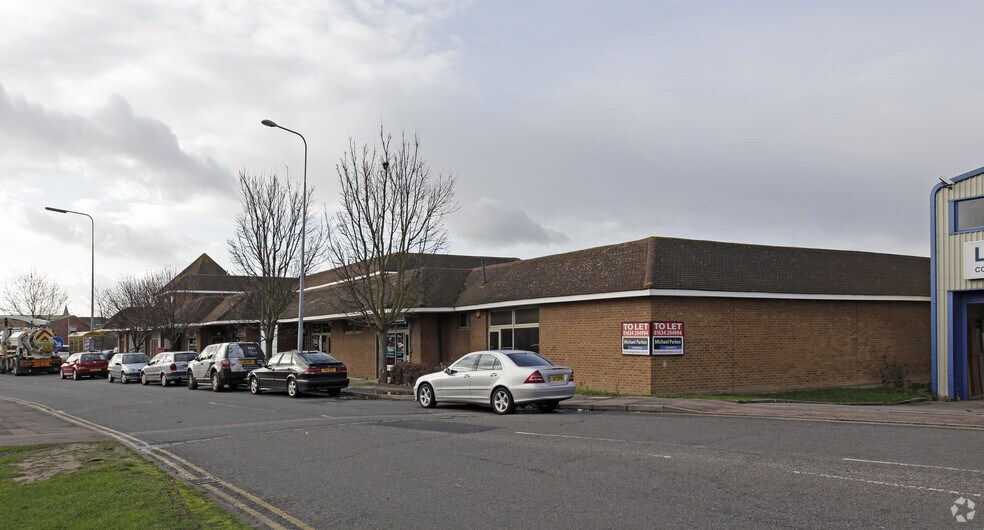 Sir Thomas Longley Rd, Rochester, ME2 4BQ