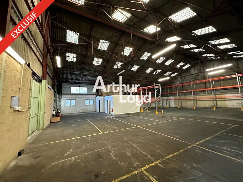 Flex in La Trinité for lease - Interior Photo - Image 1 of 2