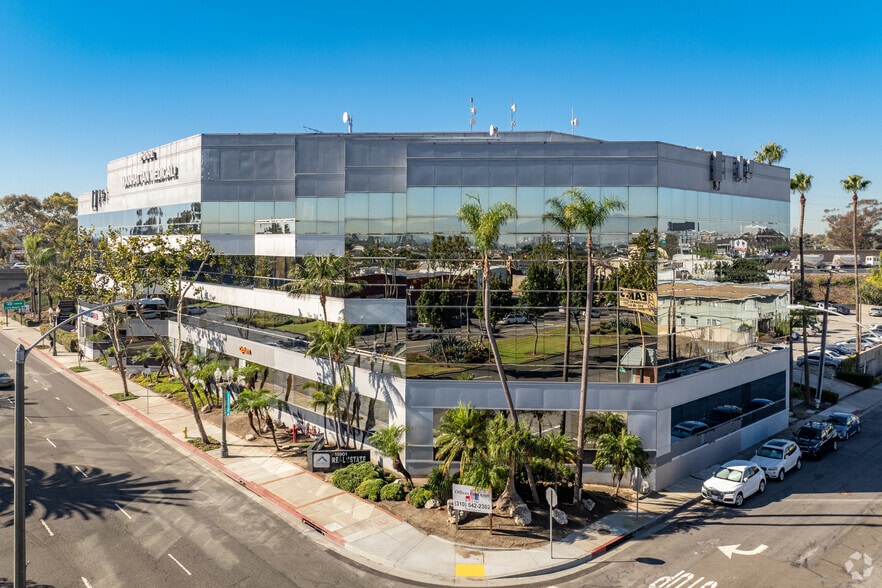 15901 Hawthorne Blvd, Lawndale, CA for lease - Building Photo - Image 2 of 8