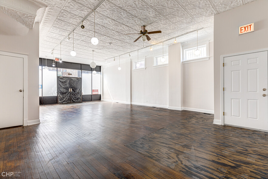 4336 N Pulaski Rd, Chicago, IL for lease - Building Photo - Image 3 of 8