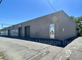 3390-3424 S Market St, Redding CA - Warehouse