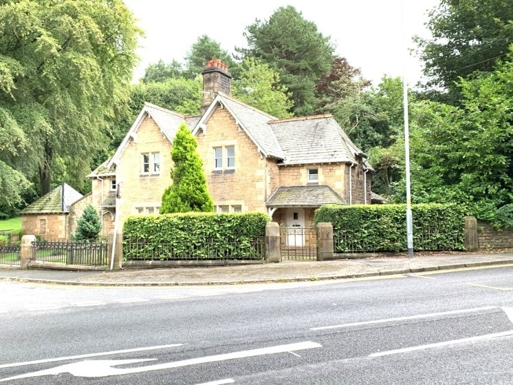 1-2 Ashton Rd, Lancaster for sale Primary Photo- Image 1 of 1