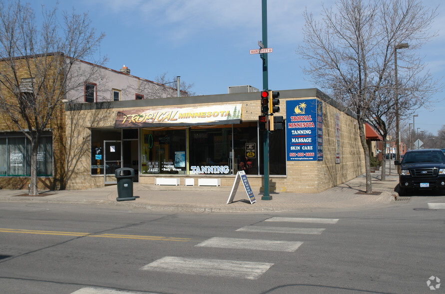 1001-1007 Main St, Hopkins, MN for sale - Primary Photo - Image 1 of 1