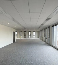 9 Rue Bonnet, Villeurbanne for lease Interior Photo- Image 1 of 1