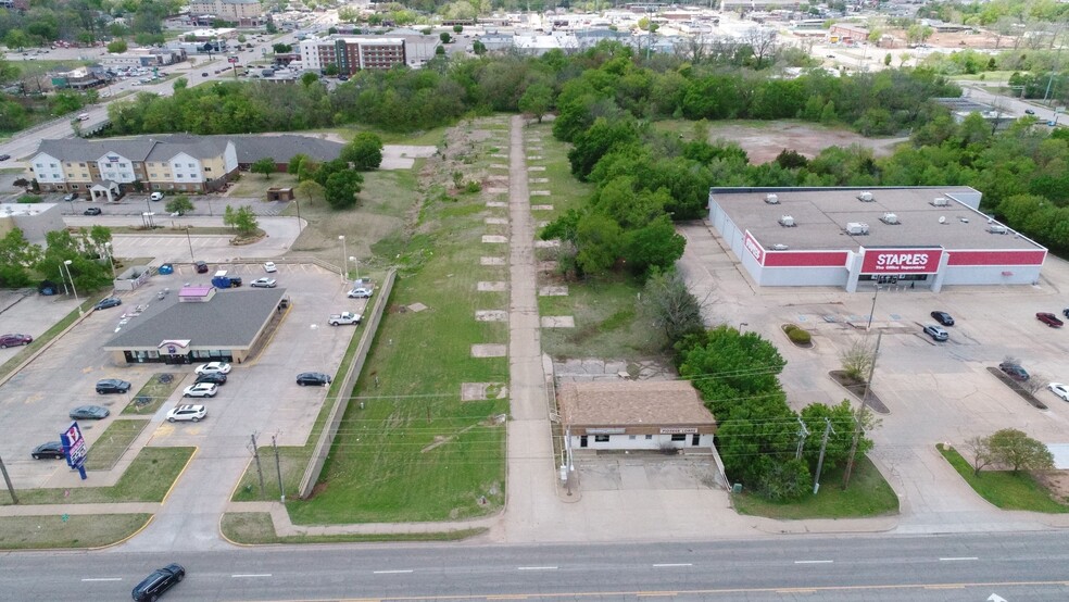 522 N Perkins Rd, Stillwater, OK for sale - Primary Photo - Image 1 of 1