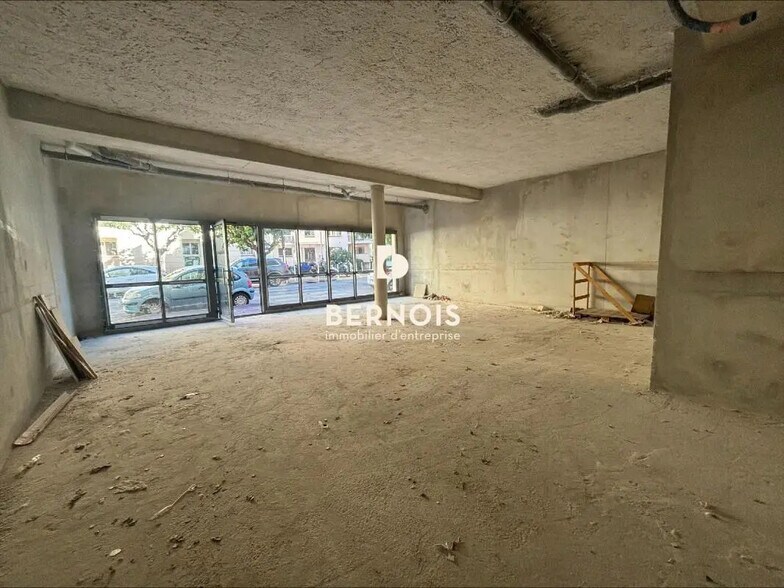 69 Boulevard De Paris, Toulon for sale - Building Photo - Image 3 of 9