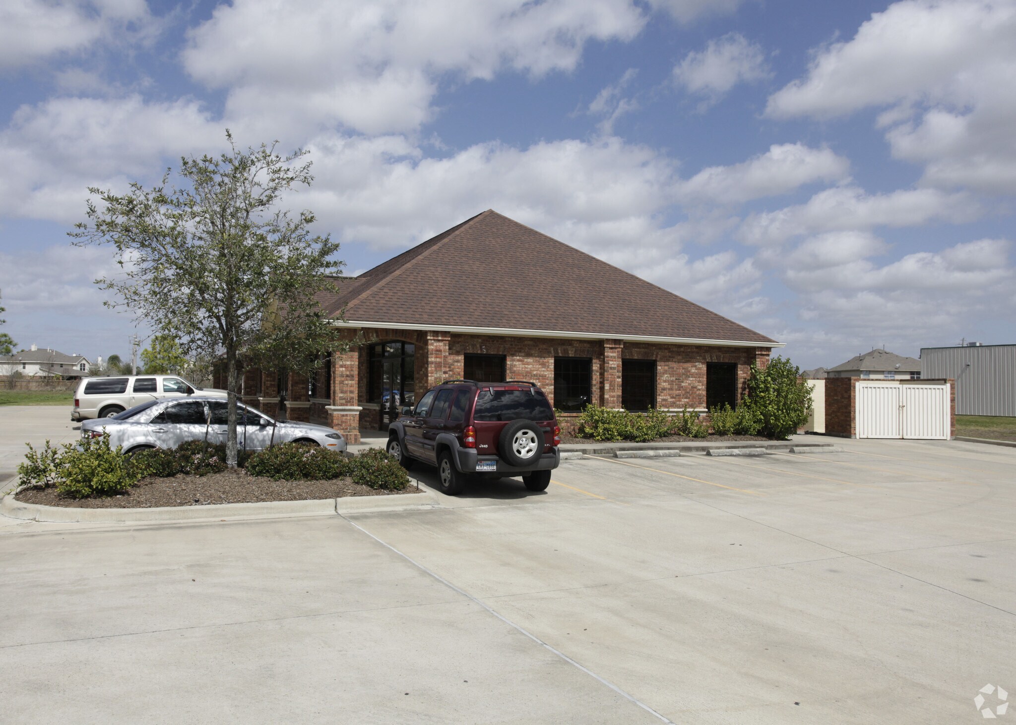 845 Fm517 Rd, Dickinson, TX 77539 Office for Lease