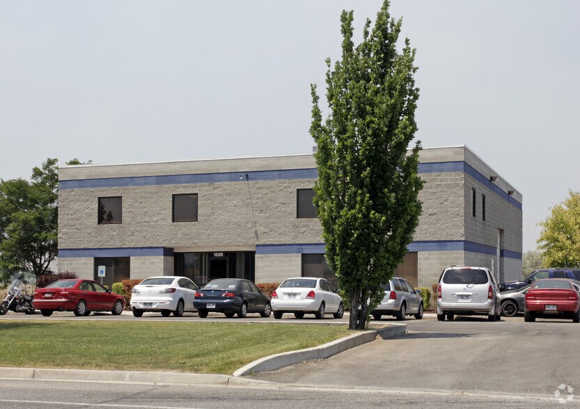 1608 American Way, Payson, UT for sale - Primary Photo - Image 1 of 1