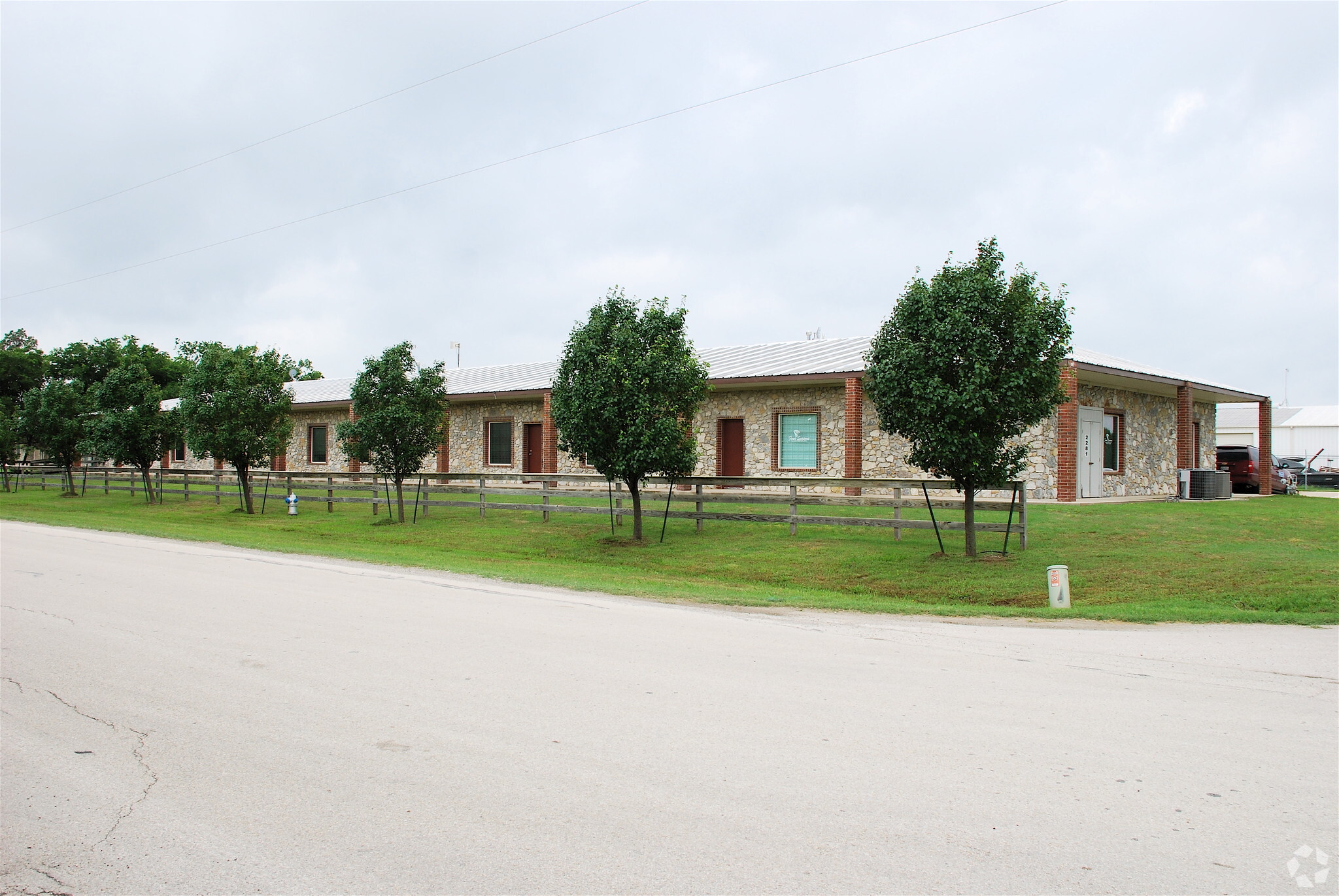 2281 N Masch Branch Rd, Denton, TX for lease Primary Photo- Image 1 of 22