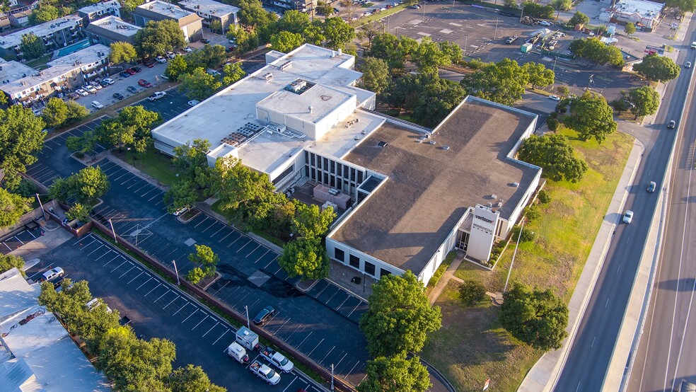 2100 S Interstate 35 S, Austin, TX for lease - Aerial - Image 2 of 17