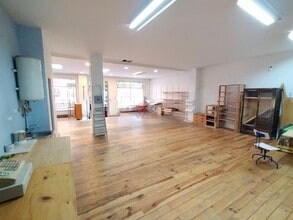 Retail in Cuenca, Cuenca for lease Interior Photo- Image 1 of 7