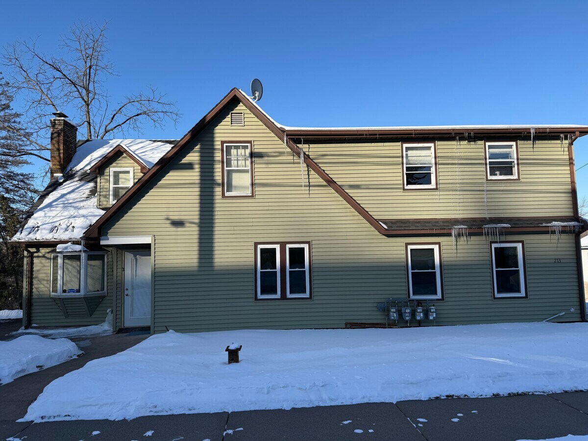 213 S Adams St, Saint Croix Falls, WI 54024 - Office for Lease | LoopNet